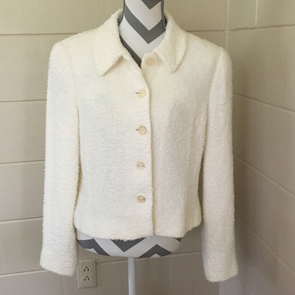 linda allard Jackets & Blazers - Linda Allard Ellen Tracy White Fuzzy Jacket
